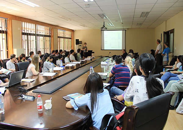 澤泉科技應邀參加第十三屆國際古湖沼學(xué)研討會(huì )4.jpg 澤泉科技應邀參加第十三屆國際古湖沼學(xué)研討會(huì )4.jpg