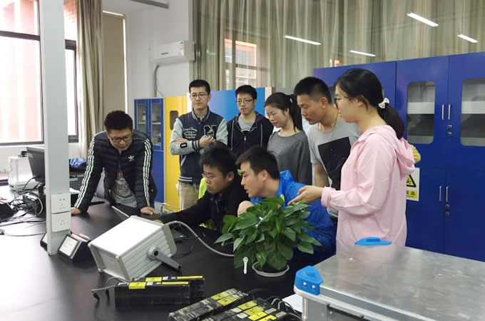 陜西西北農林科技大學(xué)服務(wù)周4.jpg 陜西西北農林科技大學(xué)服務(wù)周4.jpg